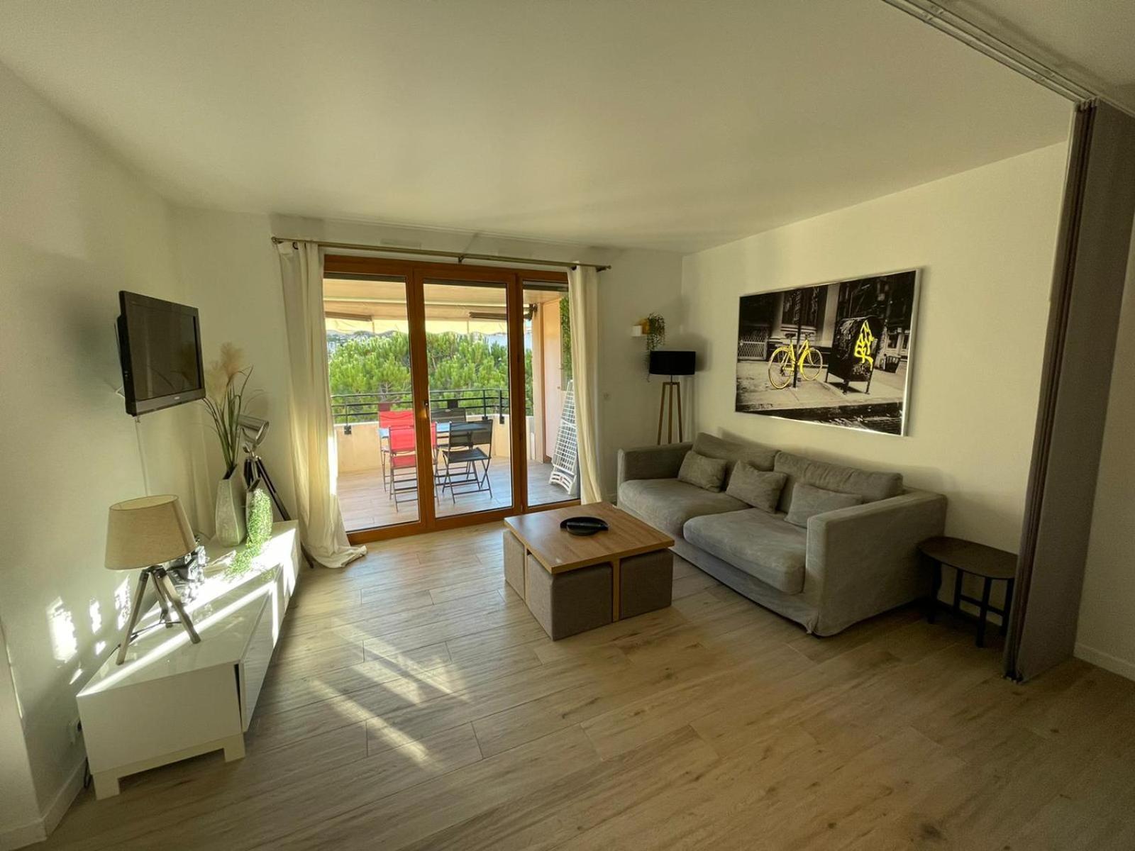 Riviera Eden Palace Кан Екстериор снимка